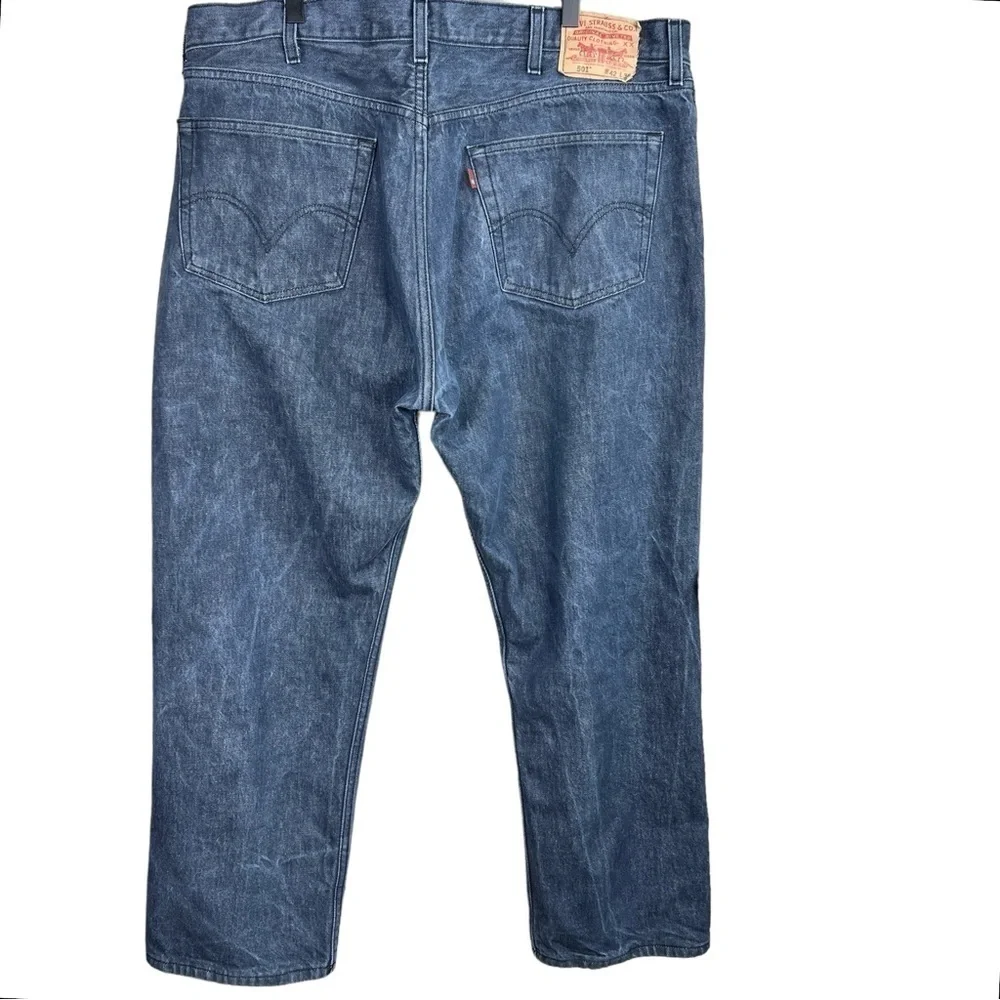 Levi’s 501 Straight Fit Button Fly Medium Wash 100% Cotton Jeans